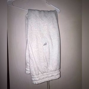 Fabletics Fleece Sweatpants - White/Light Grey